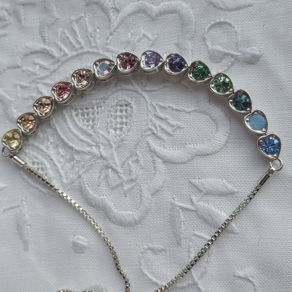 Pastel rainbow rhinestone heart tennis bracelet with bolo clasp silvertone - Picture 2 of 9